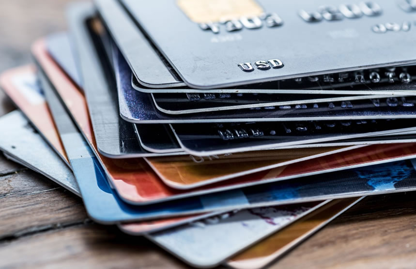 Senacon vai investigar 23 bancos por poss�vel fraude em cart�es de cr�dito consignado